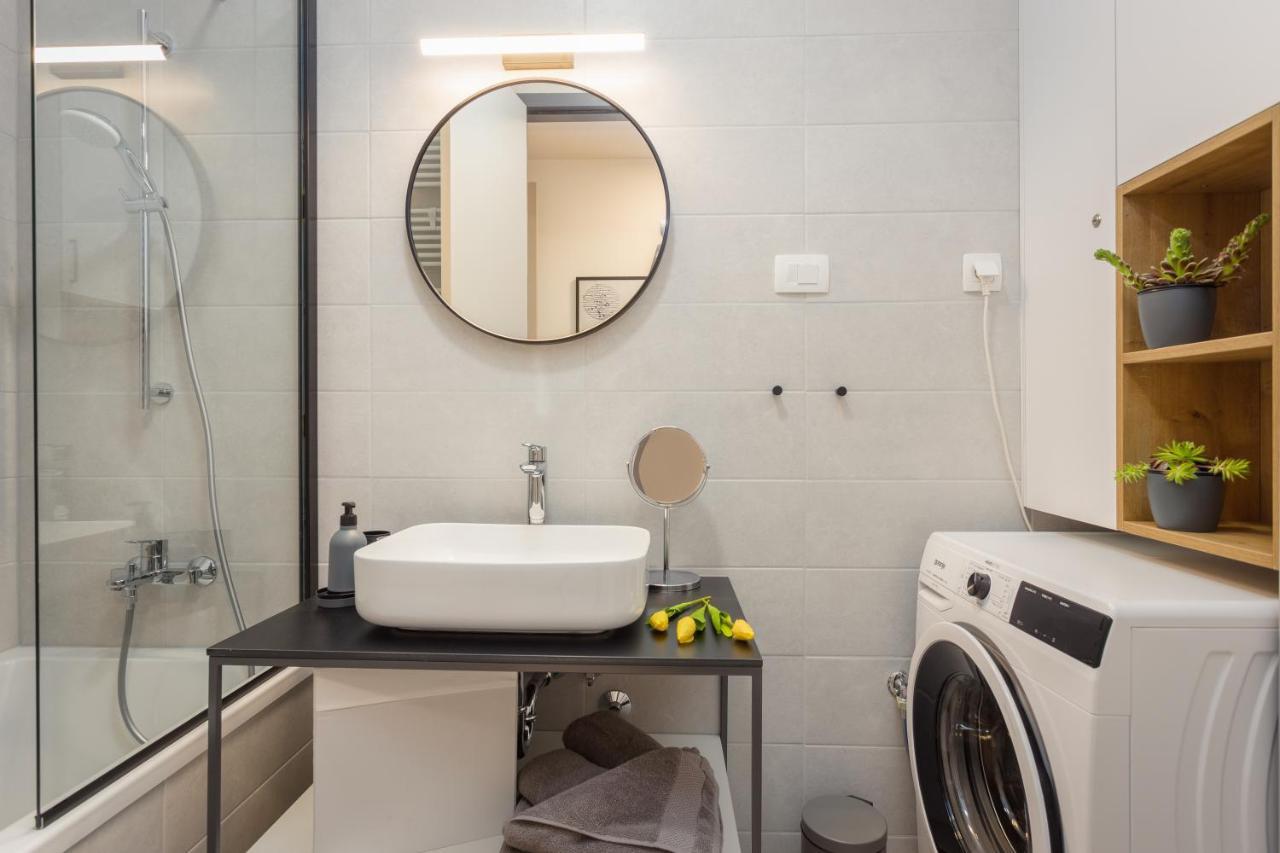 Cozy And Elegant Apartment Pula